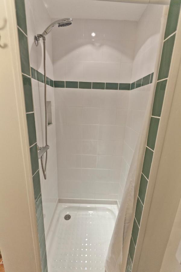 Hotel De La Place Mezel  Zewnętrze zdjęcie